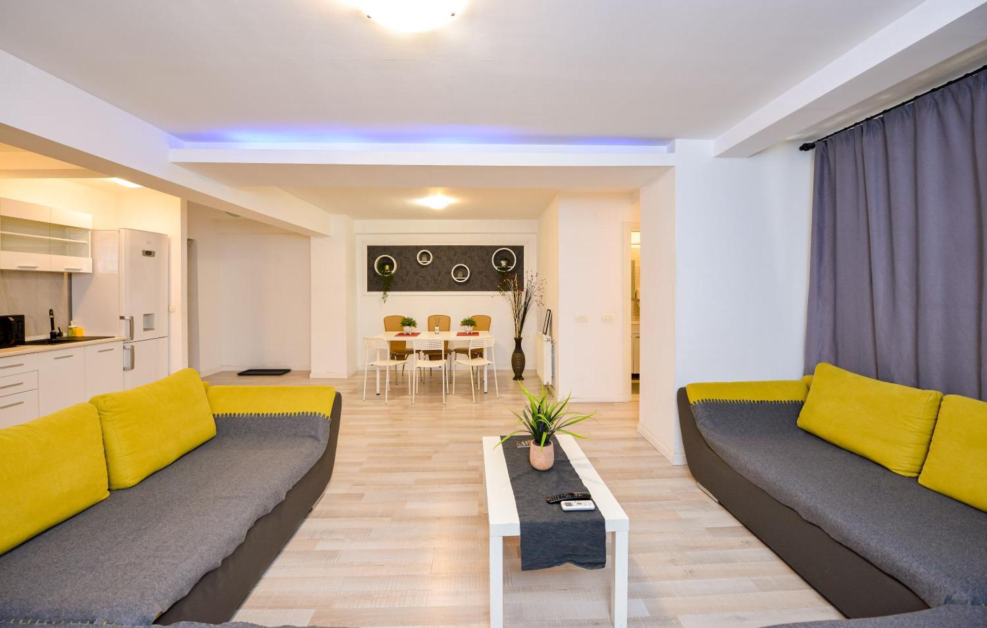 Shabbat Apartments Bucarest Esterno foto