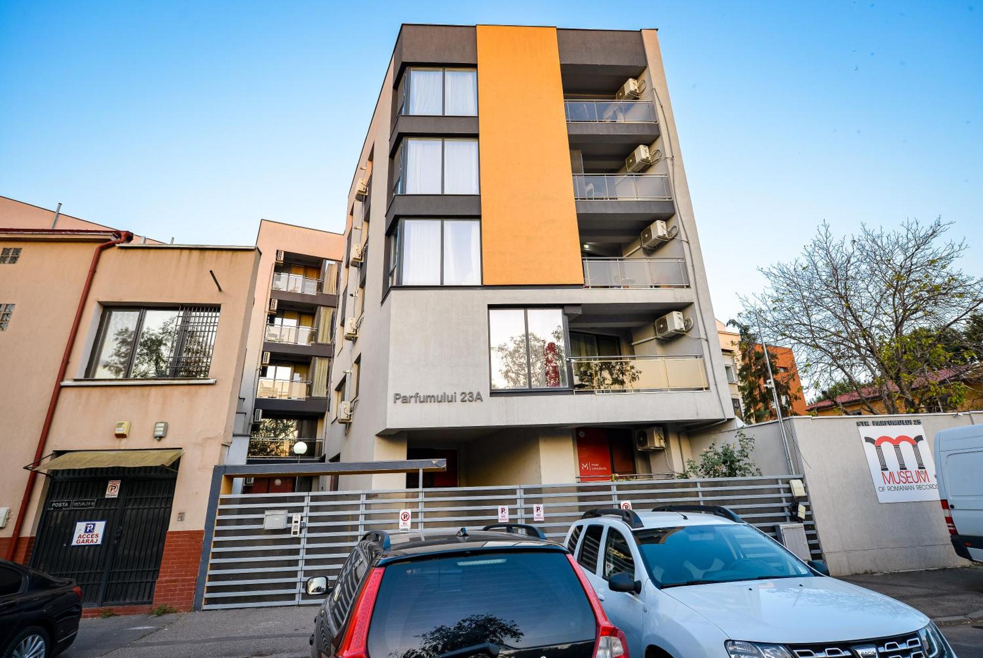 Shabbat Apartments Bucarest Esterno foto