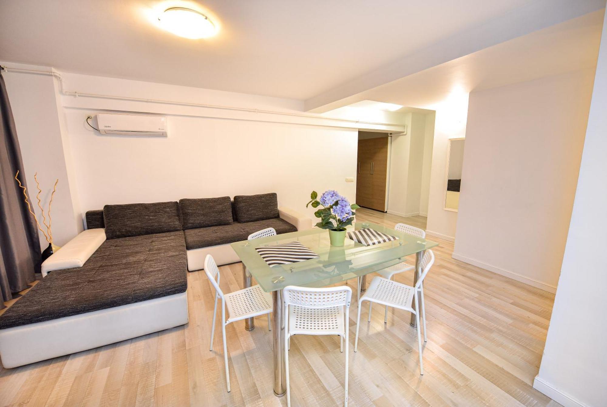 Shabbat Apartments Bucarest Esterno foto