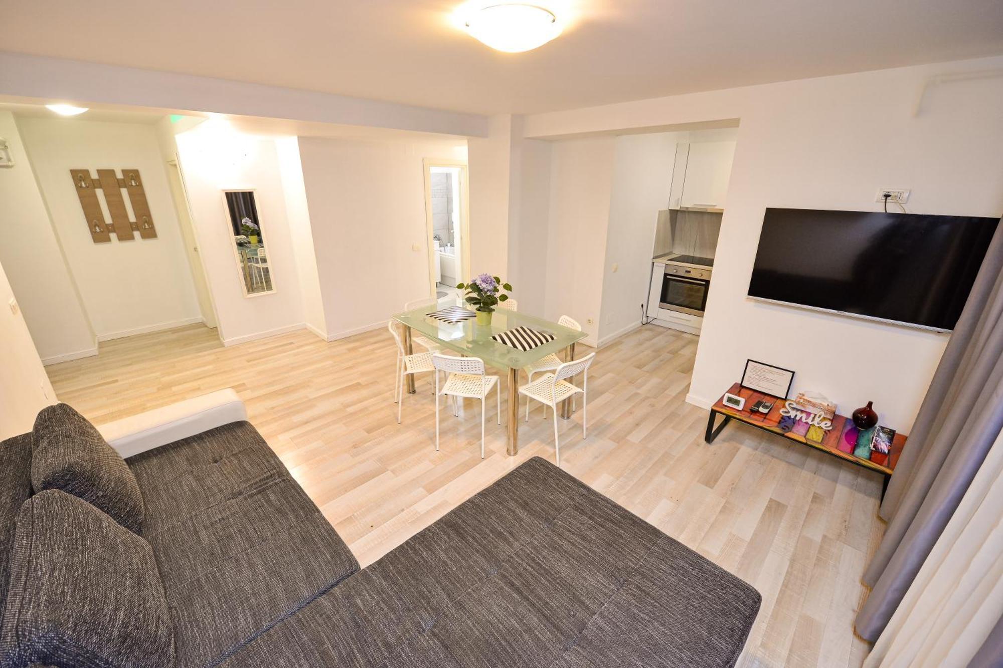Shabbat Apartments Bucarest Esterno foto
